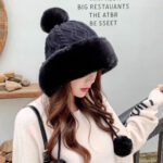 Fendi Fendl 2025 New Knitted Hat Women's Winter Cute Woolen Ball Hoodie Warm and Velvet Ear Protection Hoodie Lei Feng Hat
