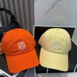 防尘袋
👒罗意威👒LOEWE新款原标设计棒球帽🧢质感超好，外部线条定位标准，做工精细，简约大气低价走量！ - Image 5