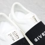 🌟  《顶级品质》
GⅣENCHY纪梵希魔术贴经典款 
专柜官网同步 市面最高版本 原版一比一复刻 四季潮鞋！纪凡希鞋子做工讲究 每一条走线都是按照原版样式 基本做到零瑕疵 媲美专柜 毫无压力 此款鞋即新潮又百搭！
▪️鞋面:进口摩术贴
▪️鞋面:进口头层牛皮
▪️垫脚:羊皮内里
▪️大底:原版TPU
▪️码数:女35一40 男39一44 - Image 8
