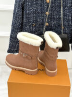 Louis Vuitton trainer boots - Image 6
