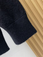 Hermes 2025ss Autumn/Winter New Product Fashionable and Casual Bottom Single Wear Round Neck Business and Leisure Basic High end Knitted 100% Pure Wool Sweater Comfortable and Warm! anti-pilling 👍🏼 Non irritating to the skin, suitable for close fitting, luxurious classic element design! There isn't much complicated craftsmanship involved, just the fusion of design and material. Simple European style autumn and winter essential counter size: M-3XL - Image 6