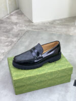 Gucci leather shoes, loafers - Image 4