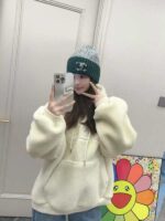 💰香奈儿CHANEL!小香爆款针织帽！小红书新品发布，太🉑️了，高弹面料 经典色系，男女同款哦
