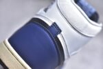 ▪细节鉴定
乔丹 Air Jordan 1 Retro High AJ1乔丹一代高帮经典复古文化休闲运动篮球鞋 555088-009 - Image 4