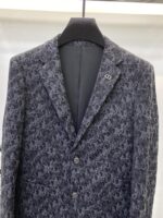 Dijia's new men's casual wool suit jacket for autumn 2025, made of high-end custom high-density suit fabric. The finished garment has been treated with silk gloss, making it super soft and comfortable, with an excellent texture. Fashionable and stylish upper body, meticulously crafted. The visual effect is super strong. Original tailoring at the counter, all original hardware accessories, and a unique trendy item in the wardrobe. Size: M-3XL 178 140kg L slim fit, maximum weight for wearing 190kg - Image 5