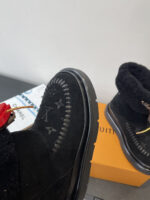 Louis Vuitton trainer boots - Image 4