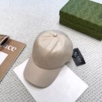 Original order qualityGUCCI Gucci baseball cap 🧢 New Gucci baseball cap on official website 🧢 The hot trend is coming! The craftsmanship is very exquisite, high-end, atmospheric and upscale! Low profile luxury, easy to carry! Run volume! - Image 6