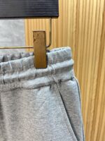 ❤️ Balenciaga/Balenciaga 2025 Autumn/Winter New Products, Three Standard Complete Casual Pants, Good Goods, No Need for Too Much Introduction, See Details Counter Size: M-XXXL 175/140 Upper Body L - Image 4