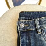 【Gucci Jeans | Classic Denim, Engraved with Luxury DNA】 When street style meets haute couture, a pair of jeans can become a badge of status.
Deconstructing the language of denim with centuries-old craftsmanship, we infuse every inch of fabric with a modern attitude and luxurious details, making everyday wear a silent declaration of taste.
✨ A pair of jeans is an attitude, and even more so, a legacy.
It's not just a wardrobe essential, but also an interpretation of the brand's spirit—
"From suitcases to jeans, we have always defined the boundaries of luxury with the ultimate craftsmanship."
Sizes: 28-42 - Image 4
