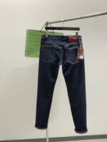 【Gucci Jeans | Classic Denim, Engraved with Luxury DNA】 When street style meets haute couture, a pair of jeans can become a badge of status.
Deconstructing the language of denim with centuries-old craftsmanship, we infuse every inch of fabric with a modern attitude and luxurious details, making everyday wear a silent declaration of taste.
✨ A pair of jeans is an attitude, and even more so, a legacy.
It's not just a wardrobe essential, but also an interpretation of the brand's spirit—
"From suitcases to jeans, we have always defined the boundaries of luxury with the ultimate craftsmanship."
Sizes: 28-42 - Image 2