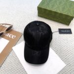 Original order qualityGUCCI Gucci baseball cap 🧢 New Gucci baseball cap on official website 🧢 The hot trend is coming! The craftsmanship is very exquisite, high-end, atmospheric and upscale! Low profile luxury, easy to carry! Run volume!