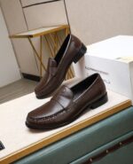 Gucci leather shoes, loafers - Image 3