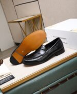 Gucci leather shoes, loafers - Image 4