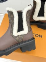 Louis Vuitton trainer boots - Image 5