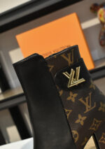 Louis Vuitton trainer boots - Image 2