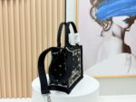 Dior bags - Image 2