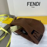 💰 FENDI's official website recommends a knitted hat that is popular among fashion bloggers for autumn and winter. It hides a subtle sense of luxury, with every line exuding a clean and elegant style. It is simple yet not simple, generous yet not out of style, and every detail showcases high-end taste. The sense of fashion becomes more and more enduring in restraint. - Image 5