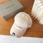 Balencia * a new Balenciaga baseball cap🧢 A simple, fashionable, super unbeatable and beautiful hat! - Image 6