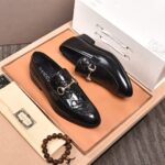 Gucci leather shoes, loafers - Image 2