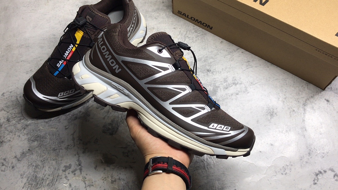 ▪公司级别
Salomon XT-6 萨洛蒙复古潮流户外机能登山跑鞋  476904