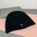 Comes with dust bag👒 Balenciaga 👒 Balenciaga official website quality in stock (non market ordinary goods, pay attention to details) autumn and winter new letter logo woolen hat, unisex knitted hat 🔥 Elegant temperament, warm and comfortable 👍 - Image 3