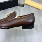 Gucci leather shoes, loafers - Image 7