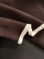 The latest winter sweaters on Dior 2025 official website, synchronized with popular items on sale at counters! Specially supplied wool blended fabric Comfortable to feel It can directly touch the skin, with exquisite embroidered logos and badges that are extremely eye-catching! Details highlight the fashionable charm of big brands Exquisite craftsmanship Stereoscopic cutting style The wearing effect is unbeatable and handsome! All three standards are complete! Size: M-3XL - Image 5