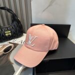路易威登棒球帽LouisVuitton👒😍新款LV棒球帽，重工打造♥完美刺绣，高端大气，百搭款🤗男女通用！ - Image 6