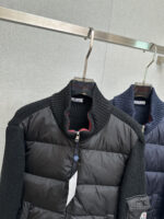 MO Mengkou 2025 new down jacket, original factory version customized development hardware accessories, all details are fully handled in place! The upper body effect of the design is amazing! Versatile, fashionable and handsome! The original memory silk fabric at the counter has a stylish texture, providing warmth and rejecting bloating! The upper body is amazing. Size: M-3XL - Image 2