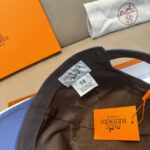 配盒子布袋，HERMÈS (爱马仕)原单棒球帽，经典H，正品开模订制，原版透气帆布面料+头层牛皮，原厂精钢调节扣，做工细致，时尚帅气质量超赞！ - Image 8