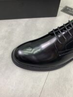 Gucci leather shoes, loafers - Image 5