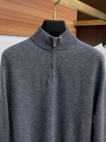 The latest fashion trend effect of the 2025 autumn and winter new knitted wool sweater long sleeved sweater, with fashionable new charm, elements and modern street style fusion, is a "heavenly official's work" with full beauty value Customer supplied knitted wool fabric! Flat series design! The touch is smooth and delicate, and the breathable and comfortable feeling is impeccable The minimalist and fashionable design comes from the latest techniques of trendy fashion, showcasing avant-garde and unique personality A must-have item for fashionistas to express the meticulous fashion atmosphere of the new season 👫 Same gender design. Size: M-3XL - Image 2