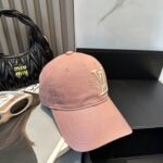 路易威登棒球帽LouisVuitton👒😍新款LV棒球帽，重工打造♥完美刺绣，高端大气，百搭款🤗男女通用！ - Image 8