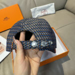 配盒子布袋，HERMÈS (爱马仕)原单棒球帽，经典H， 正品开模订制，原版透气帆布面料+头层牛皮，原厂精钢调节扣，做工细致，时尚帅气质量超赞！ - Image 8