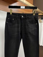 [Dior Jeans | Classic Denim, Embossed with Luxury DNA] When streetwear meets haute couture, a pair of jeans can become a badge of status.
Deconstructing the language of denim with centuries-old craftsmanship, Dior infuses every inch of fabric with a modern attitude and luxurious details, making everyday wear a silent declaration of taste.
✨ A pair of jeans is an attitude, and a legacy.
It's not just a wardrobe essential, but also an interpretation of the brand's spirit—
"From suitcases to jeans, we have always defined the boundaries of luxury with the ultimate craftsmanship."
Sizes: 28-42 - Image 4