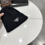 普拉达新款针织毛线帽 - Image 4