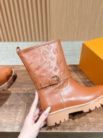 Louis Vuitton trainer boots - Image 4