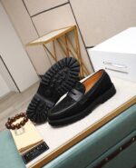Gucci leather shoes, loafers - Image 3