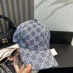 Gucci Classic Original Baseball Hat 😍 Counter 1:1 mold customization, highest version, original canvas lightweight and breathable! Physical shooting, suitable for both men and women in all seasons, with a basic head circumference of 56 and adjustable patch. - Image 5