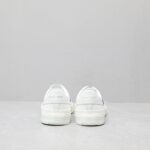 🌟  《顶级品质》
GⅣENCHY纪梵希魔术贴经典款 
专柜官网同步 市面最高版本 原版一比一复刻 四季潮鞋！纪凡希鞋子做工讲究 每一条走线都是按照原版样式 基本做到零瑕疵 媲美专柜 毫无压力 此款鞋即新潮又百搭！
▪️鞋面:进口摩术贴
▪️鞋面:进口头层牛皮
▪️垫脚:羊皮内里
▪️大底:原版TPU
▪️码数:女35一40 男39一44 - Image 8