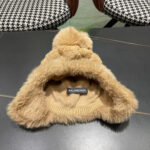 Balenciaga Balenciaga logo new knitted yarn ear protection Lei Feng hat, a must-have tool for keeping warm in autumn and winter, simple and warm - Image 10