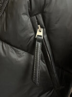 PRADA 2025 new down jacket, original version customized development hardware accessories, all details are fully handled in place! The upper body effect of the design is amazing! Versatile, fashionable and handsome! The original memory silk fabric at the counter has a stylish texture, providing warmth and rejecting bloating! The upper body is amazing. Size: M-3XL - Image 8