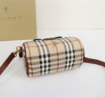 Burberry bags - Image 6