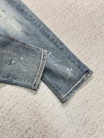 [Dior Jeans | Classic Denim, Embossed with Luxury DNA] When streetwear meets haute couture, a pair of jeans can become a badge of status.
Deconstructing the language of denim with centuries-old craftsmanship, Dior infuses every inch of fabric with a modern attitude and luxurious details, making everyday wear a silent declaration of taste.
✨ A pair of jeans is an attitude, and a legacy.
It's not just a wardrobe essential, but also an interpretation of the brand's spirit—
"From suitcases to jeans, we have always defined the boundaries of luxury with the ultimate craftsmanship."
Sizes: 28-42 - Image 8