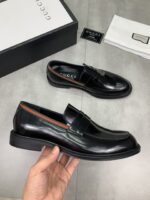 Gucci leather shoes, loafers - Image 4