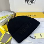 💰 FENDI's official website recommends a knitted hat that is popular among fashion bloggers for autumn and winter. It hides a subtle sense of luxury, with every line exuding a clean and elegant style. It is simple yet not simple, generous yet not out of style, and every detail showcases high-end taste. The sense of fashion becomes more and more enduring in restraint. - Image 4