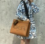 FENDl中号时髦阳光手提袋☀️2801 - Image 5