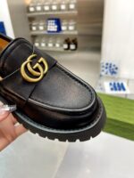 Gucci leather shoes, loafers - Image 3