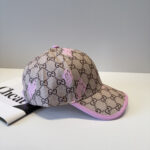 Gucci baseball cap ♥️ GUCCI 🧢 New products on the official website, baseball caps, with high quality from the original order, are on the rise 🔥🎩  The craftsmanship is very exquisite, high-end, and classy! Low profile luxury, easy to carry! Run volume! - Image 3