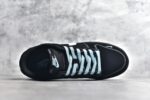 #Nk SB Dunk Low 斯图西系列-黑色蓝勾 周年高端定制 低帮休闲板鞋 KK1888-012
#定制鞋盒 大厂纯原品质出货 超高清洁度 皮料切割干净无任何毛边 细节完美 
尺码：36 36.5 37.5 38 38.5 39 40 40.5 41 42 42.5 43 44 44.5 45 - Image 4